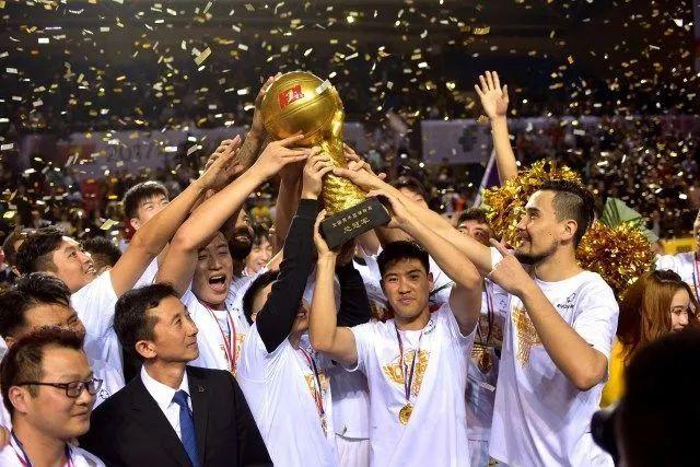 哈登三双快船大胜送爵士11连败 太阳胜森林狼