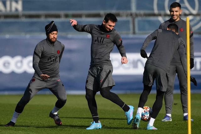 张子宇42分14板 中国女篮获得U18亚洲杯亚军