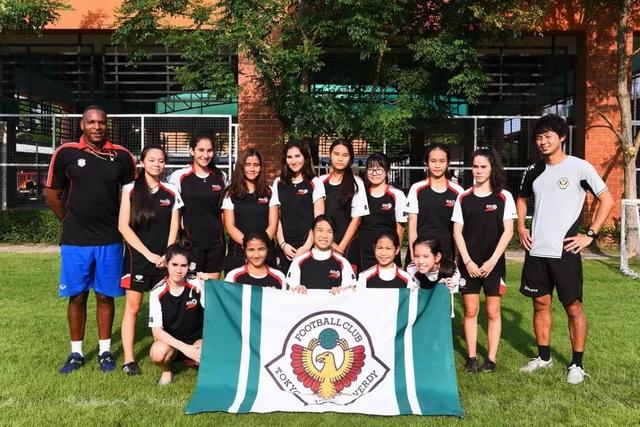 高诗岩21+10+8山东加时胜首钢 范子铭31分